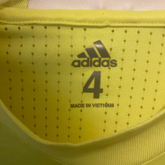 Two Vintage Football Jersey Sz Small - Jamaica/Etihad - Picture 8 of 8